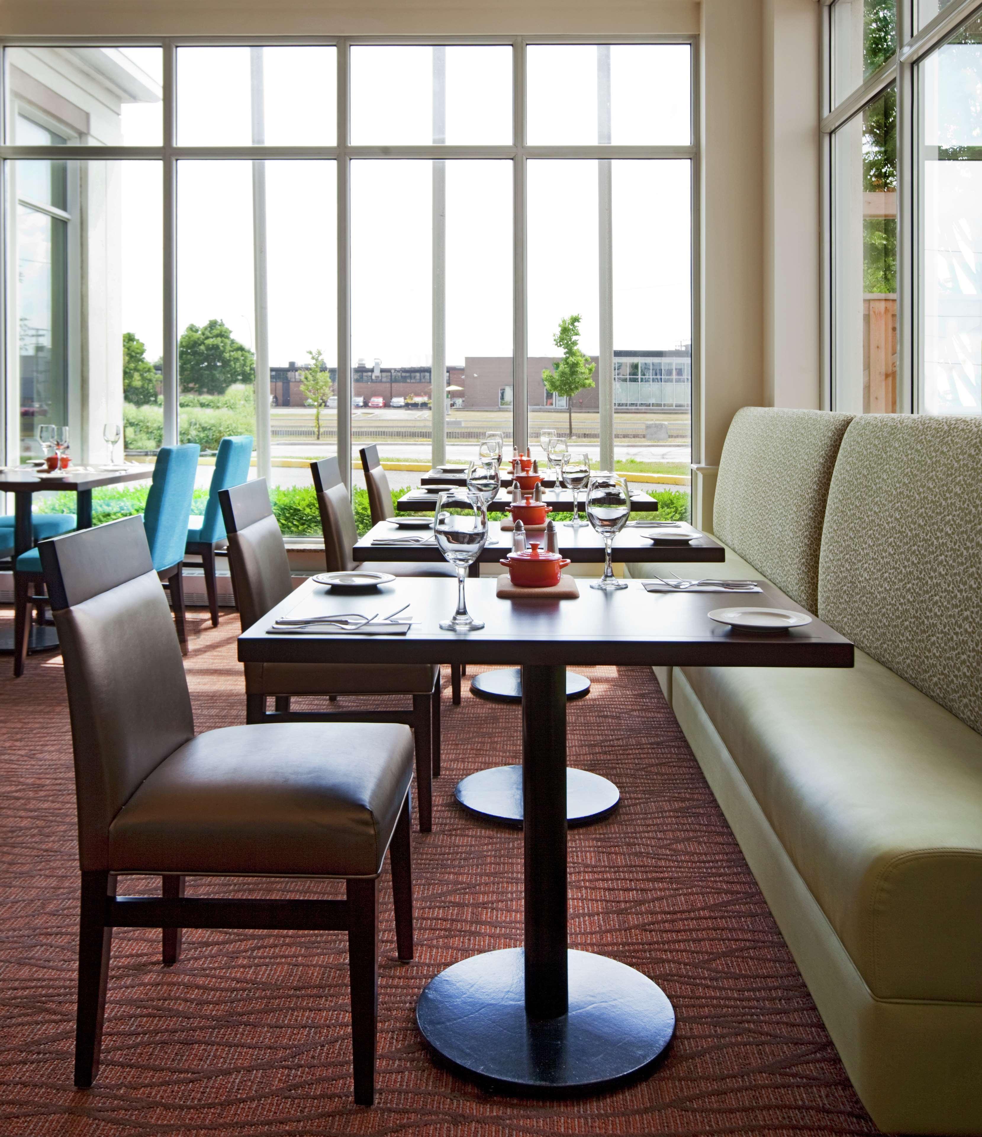 דורבאל Hilton Garden Inn Montreal Airport מתקנים תמונה