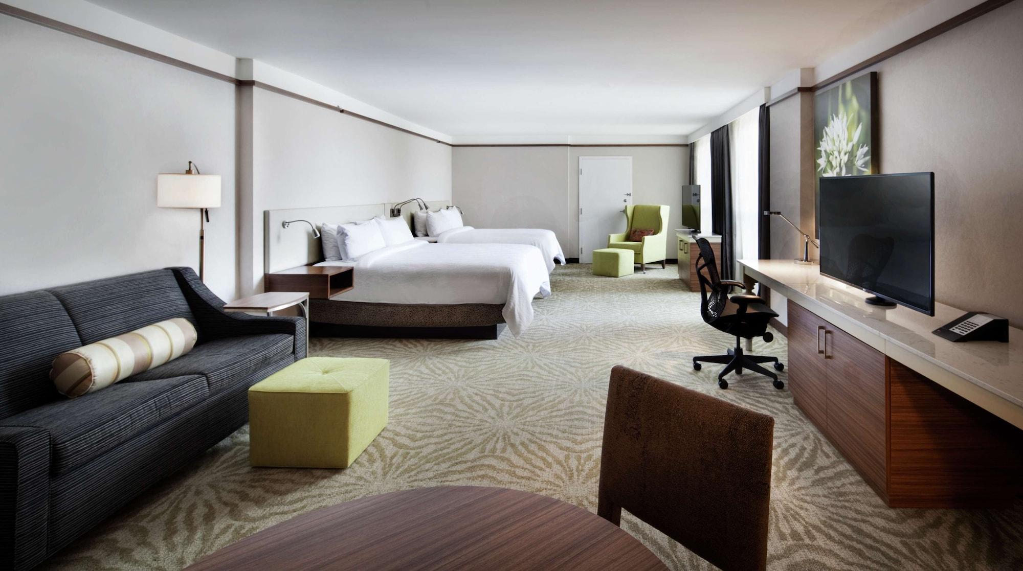 דורבאל Hilton Garden Inn Montreal Airport מראה חיצוני תמונה