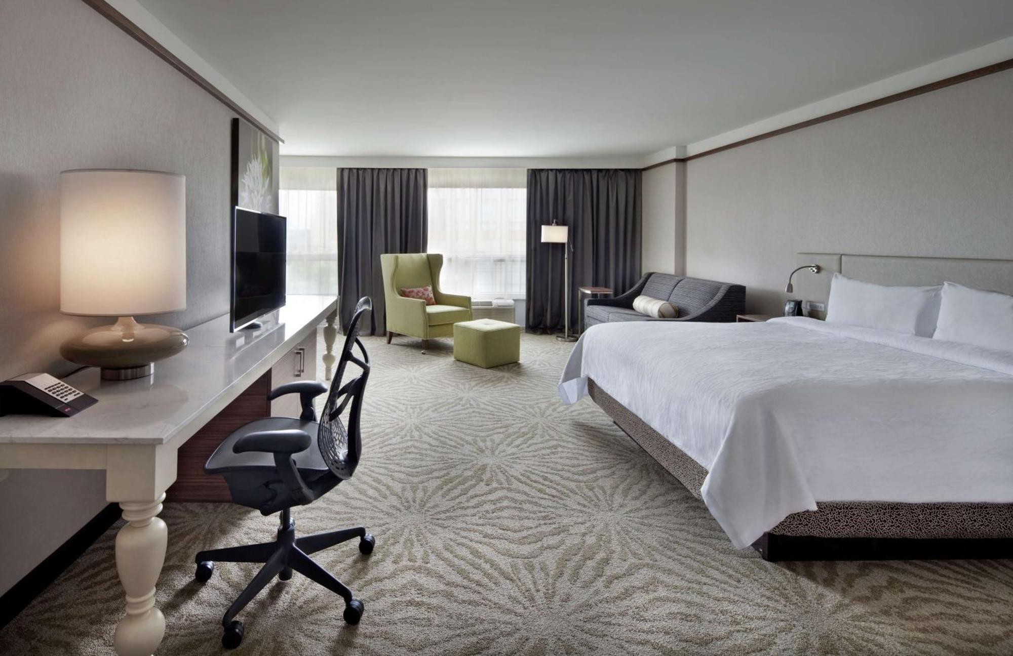 דורבאל Hilton Garden Inn Montreal Airport מראה חיצוני תמונה